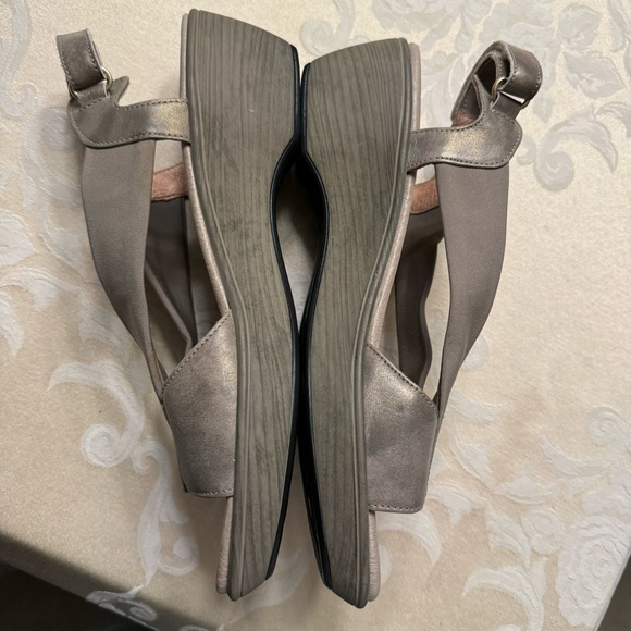 Naot Shoes Size 40 - Picture 3 of 9